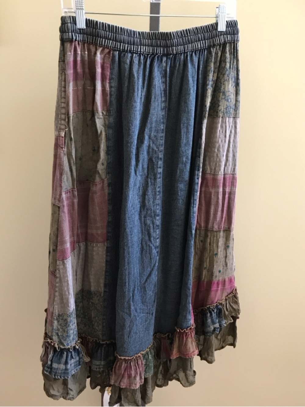 YOUNG THREADS NWT Skirt Denim Neutral Ruffle Hem Size small Large 2x colors vary - Picture 2 of 4
